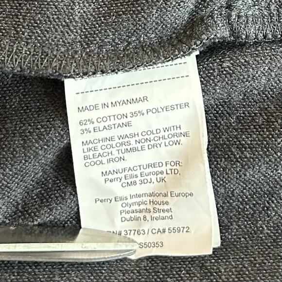 EUC Perry Ellis Dark Navy Pinstripe Zip Up Jacket with Stand-Up Collar. Size L - Picture 9 of 9